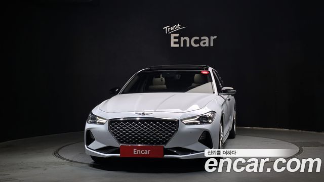 Genesis G70 2.0T Elite - фото 2