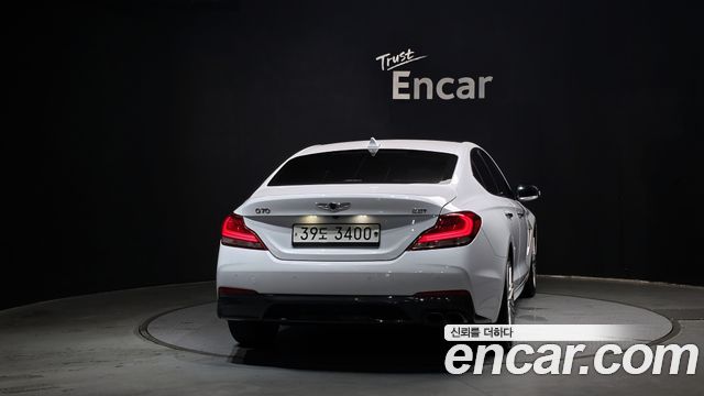 Genesis G70 2.0T Elite - фото 3