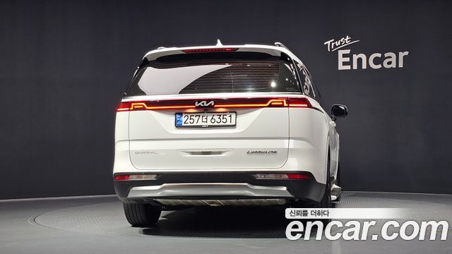 Kia Carnival 4-го поколения Gasoline 7-Seater Signature - фото 3