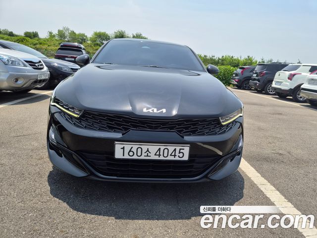 Kia K5 3-го поколения 2.0 Prestige - фото 0