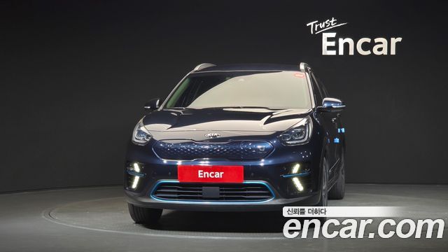 Kia Niro EV Noblesse - фото 2