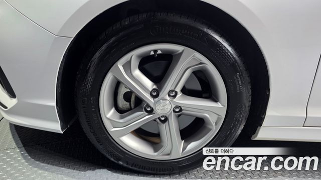 Hyundai Sonata 2.0 Modern - фото 4