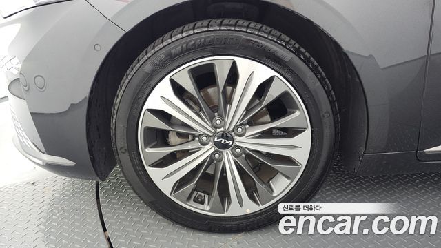 Kia K8 гибрид Signature Special - фото 4