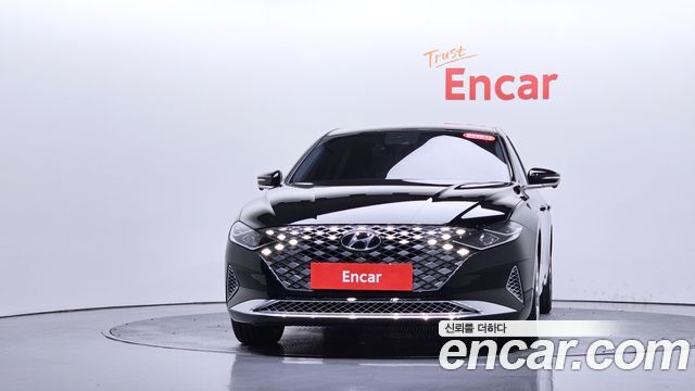 Hyundai Grandeur Новый IG 2.5 Calligraphy - фото 1
