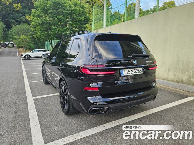 BMW X7 G07 M60i xDrive M sport 6STR - фото 3