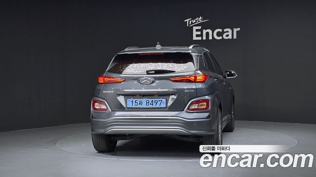 Hyundai Kona Premium - фото 3