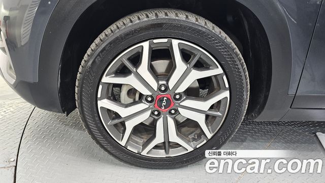 Kia Seltos Gasoline 1.6 Turbo 2WD Signature - фото 3