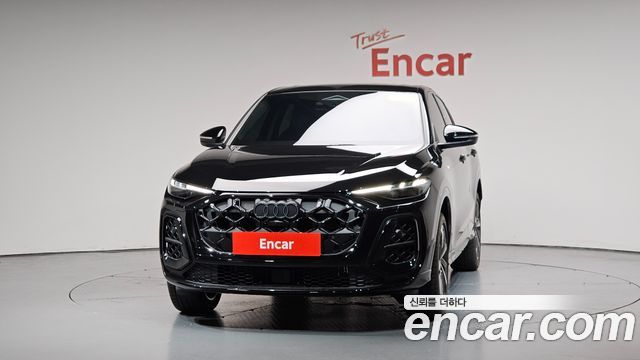Audi Q5 40 TFSI 콰트로 S Line Sportback - фото 1