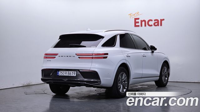 Genesis GV70 2.5T Gasoline 2WD - фото 1