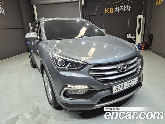 Hyundai Santafe Diesel 2.0 2WD Premium - фото 0
