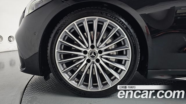 Mercedes-Benz C-Class W206 C300 4MATIC AMG Line - фото 3