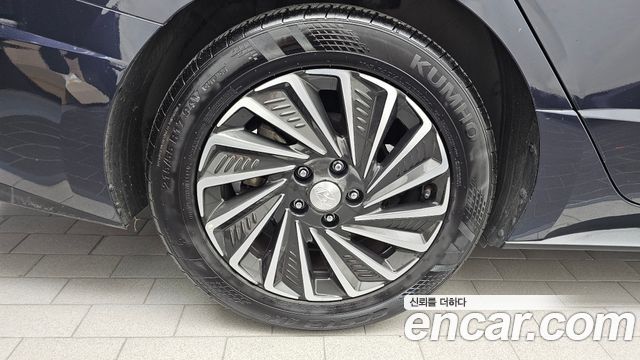 Hyundai Sonata DN8, гибрид Premium Family - фото 4