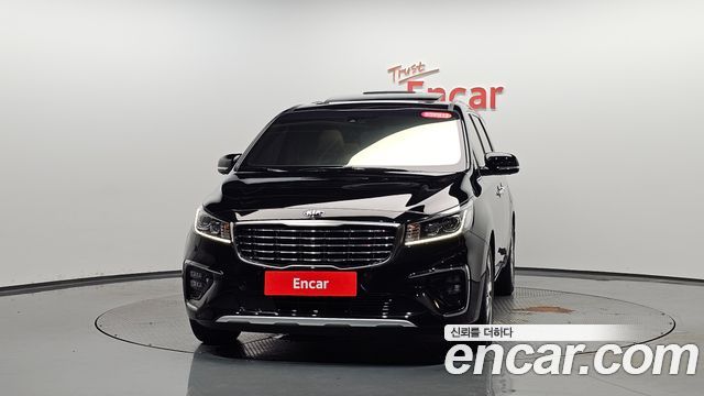 Kia Carnival Новый 9-Seater Noblesse Special - фото 1
