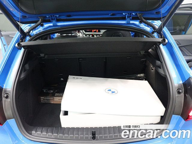 BMW 1-Series F40 120i M Sports - фото 4