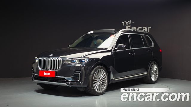 BMW X7 G07 xDrive 40i Design Pure Excellence 7-Seater - фото 0