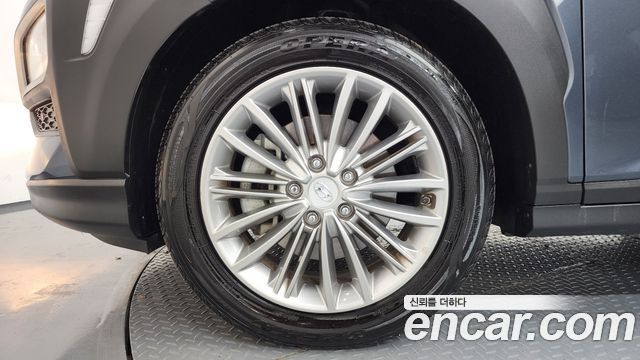 Hyundai Kona 1.6 Turbo 2WD Modern Tech - фото 4