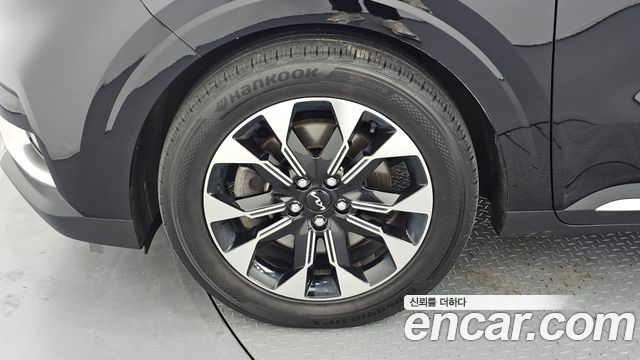 Kia Carnival 4-го поколения 9-Seater Noblesse - фото 4
