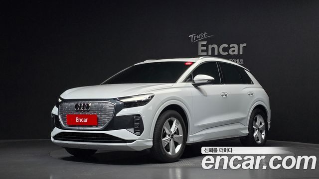 Audi Q4 e-tron F4 40 - фото 0
