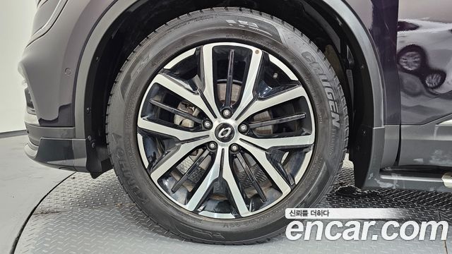 Renault Samsung QM6 Новый 2.0 GDe RE Signature 2WD - фото 4