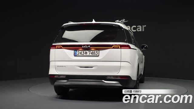Kia Carnival 4-го поколения Gasoline 7-Seater Signature - фото 3