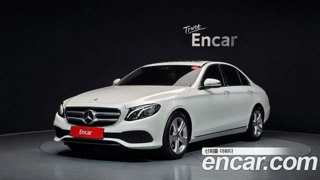 Mercedes-Benz E-Class W213 E200 Avantgarde - фото 0