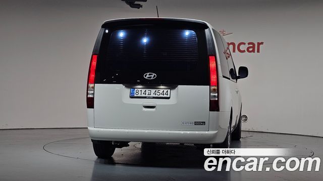 Hyundai Staria Cargo 5-Seater Modern - фото 3