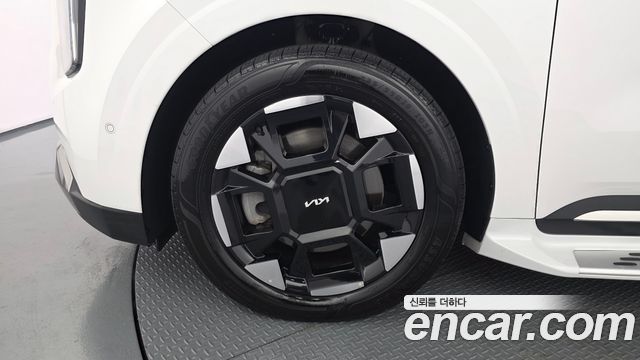 Kia Carnival Новый 4-го поколения 9-Seater Signature - фото 4
