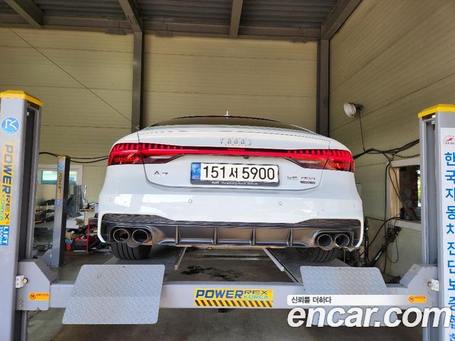 Audi A7 55 TFSI Quattro Premium - фото 1