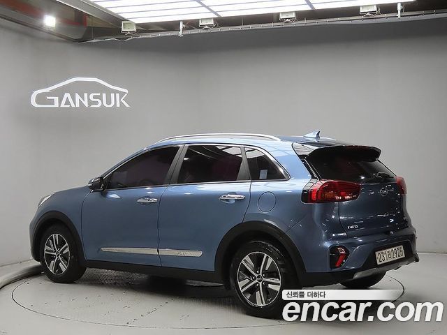 Kia Niro Новый 1.6 HEV Prestige - фото 1