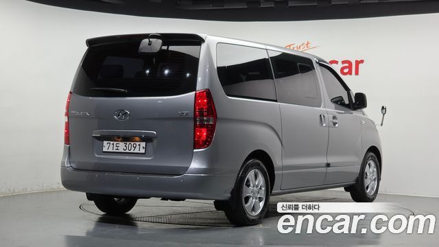 Hyundai Starex Новый Wagon 12-Seater Smart - фото 1