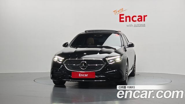 Mercedes-Benz E-Class W214 E300 4MATIC AMG Line - фото 2