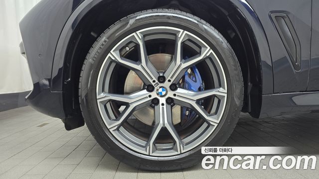 BMW X5 G05 xDrive 40i M Sport - фото 4