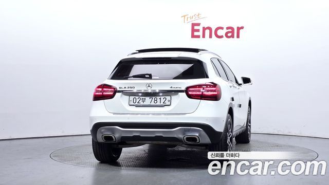 Mercedes-Benz GLA-Class X156 GLA250 4MATIC - фото 3