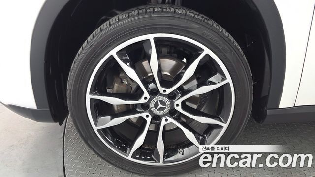 Mercedes-Benz GLA-Class X156 GLA250 4MATIC - фото 4