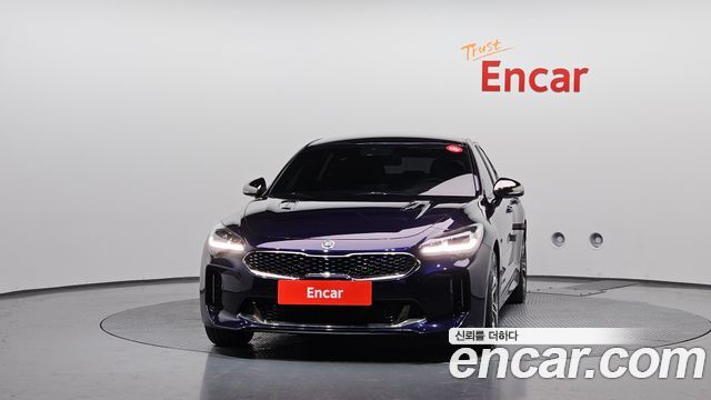 Kia Stinger 2.0 Turbo AWD Platinum - фото 2