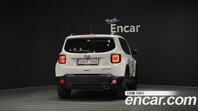 Jeep Renegade 1.3 Limited - фото 2