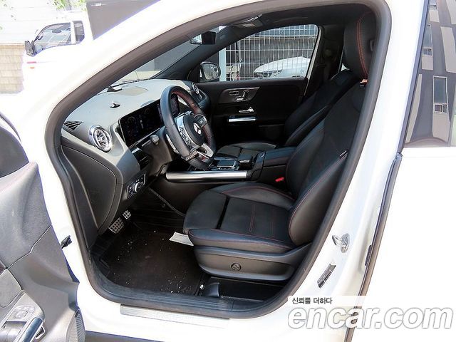 Mercedes-Benz GLA-Class H247 GLA250 4MATIC - фото 4