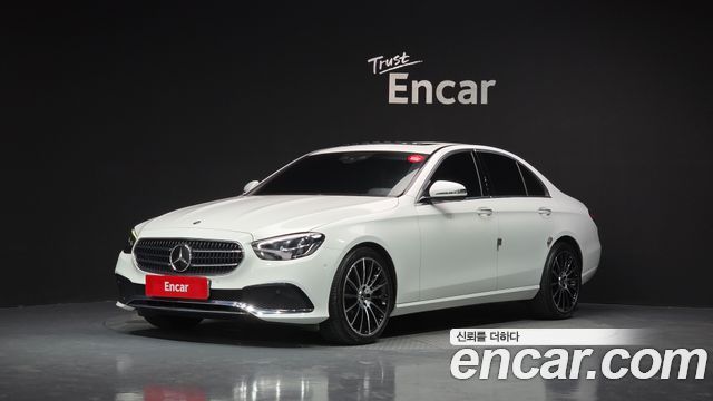 Mercedes-Benz E-Class W213 E250 Avantgarde - фото 0