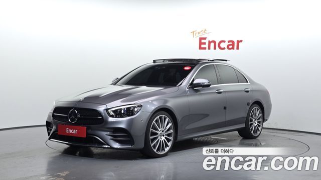Mercedes-Benz E-Class W213 E350 4MATIC AMG Line - фото 0