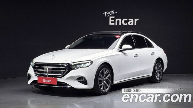 Mercedes-Benz E-Class W214 E220d 4MATIC Exclusive - фото 0