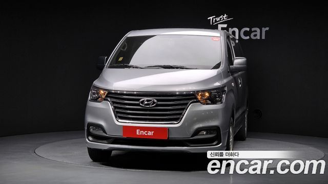 Hyundai Starex Новый Van 3-Seater Smart - фото 2
