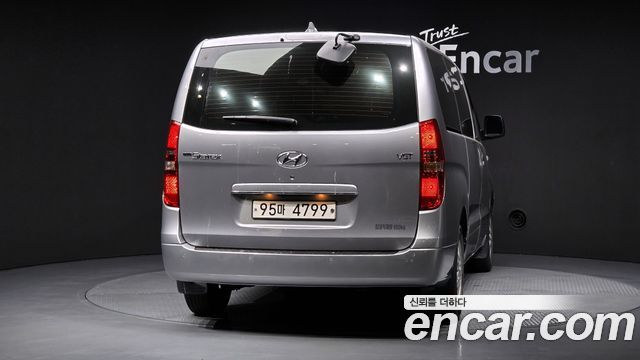 Hyundai Starex Новый Van 3-Seater Smart - фото 3
