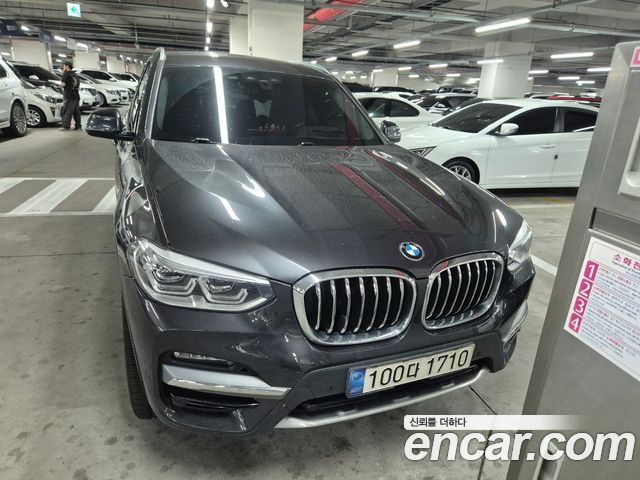 BMW X3 G01 xDrive 20i Luxury - фото 0