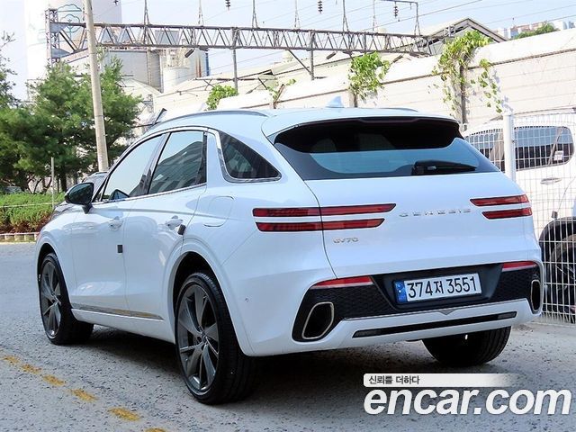 Genesis GV70 2.5T Gasoline 2WD - фото 2