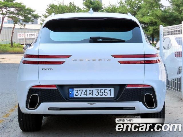 Genesis GV70 2.5T Gasoline 2WD - фото 3