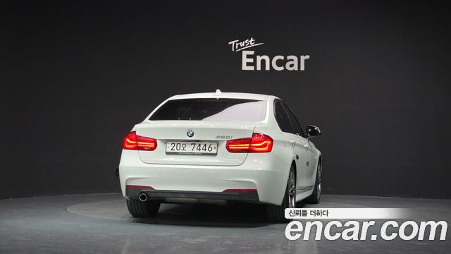 BMW 3-Series F30 320i M Sport - фото 3