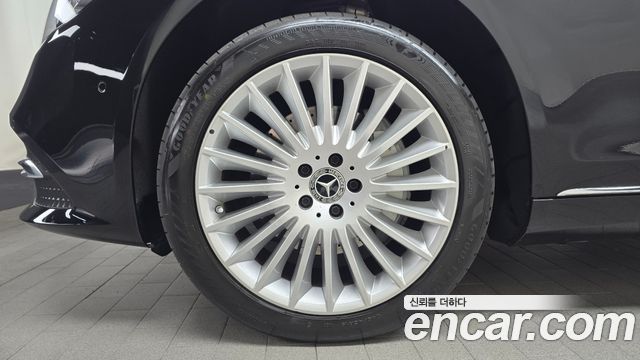 Mercedes-Benz S-Class W222 S350L - фото 4