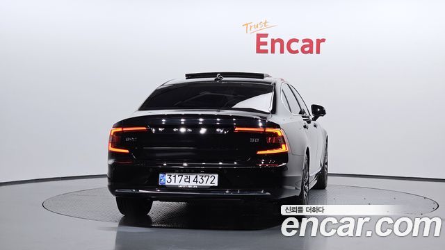 Volvo S90 B5 Ultra Bright - фото 3