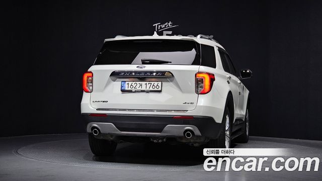Ford Explorer 6-го поколения 2.3 LimIted 4WD - фото 3