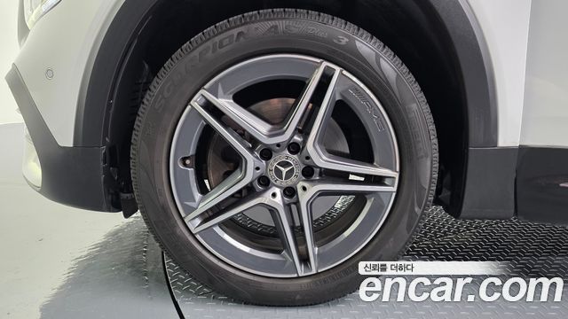 Mercedes-Benz GLB-Class X247 GLB250 4MATIC - фото 4